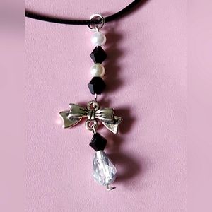 Bow charm necklace beaded